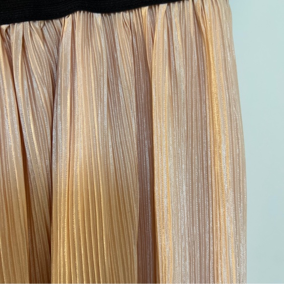 💓🎀Pleated Satin Skirt - Tally Weil - long midi skirt - Picture 7 of 8